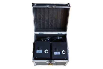 Coppia Sparkular 650W Black Spark Machine Con Flight Case Per Eventi Wedding E Spettacoli B-STOCK USATO