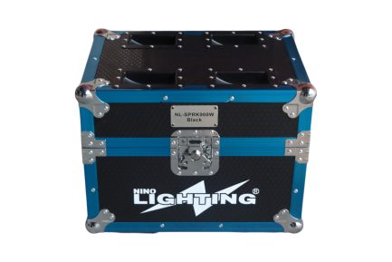 Coppia Sparkular 900W Limited Edition WHITE Spark Machine con Flightcase e ruote per il trasporto NLIGHTING® - immagine 6